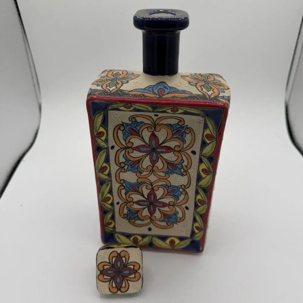 Dos Artes Reserva Especial Anejo Tequila Ceramic Collectors Empty Bottle 1L